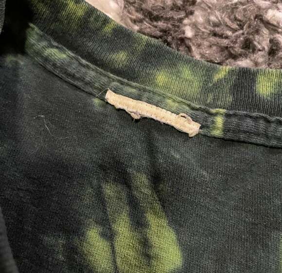 Vintage 90s Habitat Green Tie Dye Lizard Iguana Graphic T-Shirt Florida Keys - Picture 6 of 6